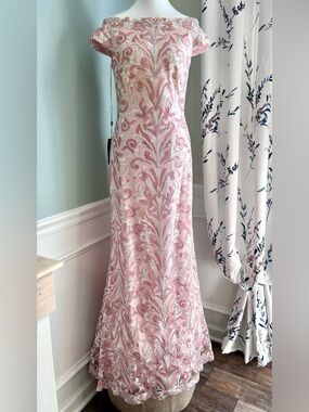Tadashi Shoji Pink and White Embroidered Dress Size 2 Originally $508